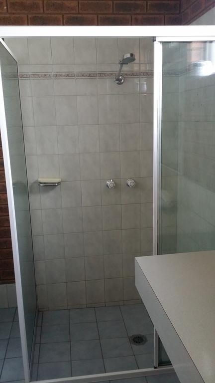 Bridge Motor Inn توكوموال المظهر الخارجي الصورة