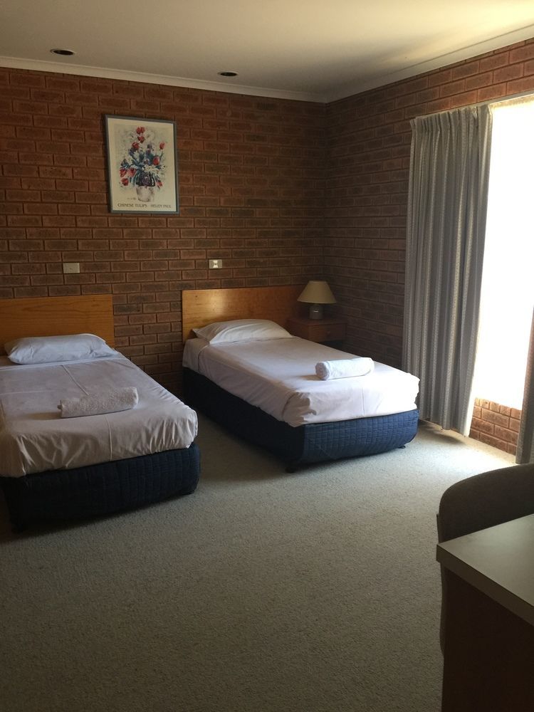 Bridge Motor Inn توكوموال المظهر الخارجي الصورة